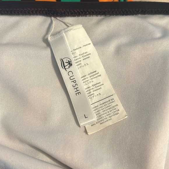 Cupshe Bikini - Picture 3 of 3